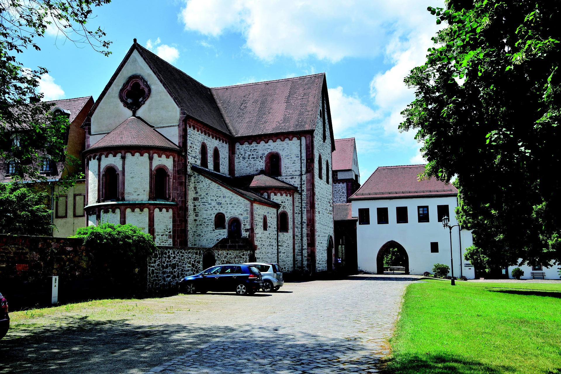 wechselburg-monastery-1610454_1920